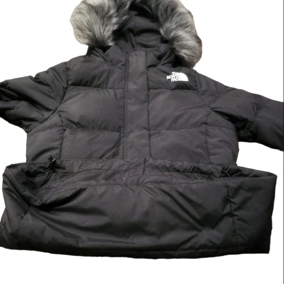 Womens North Face Puffer Coat - Picture 7 of 7